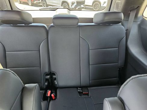 New 2026 Chevrolet Traverse LT w/ Enhanced Driving Package FWD image 15