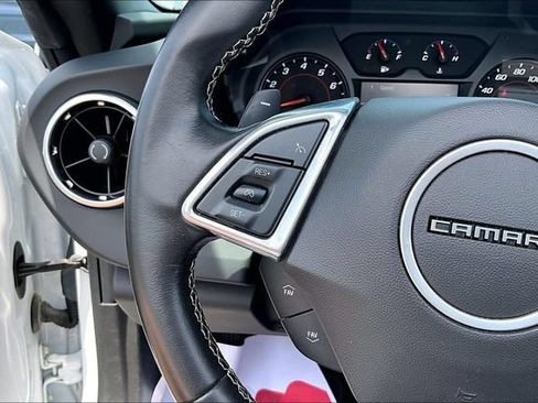 Used 2023 Chevrolet Camaro LT RWD image 11