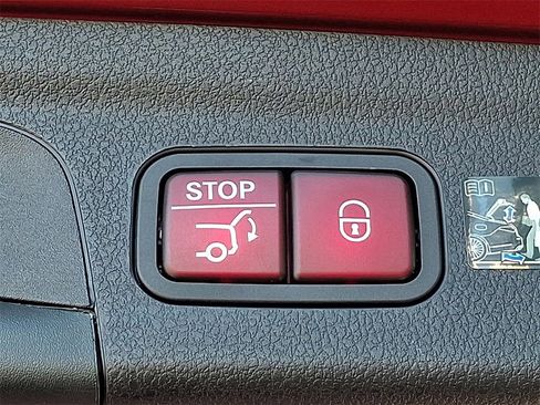 Used 2022 Mercedes-Benz GLE 350 4MATIC image 28