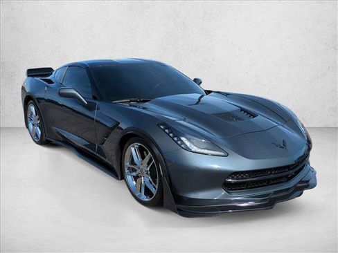 Used 2014 Chevrolet Corvette Stingray Coupe image 3