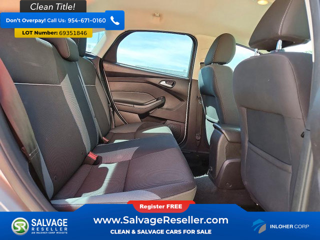 Used 2014 Ford Focus SE FWD image 13