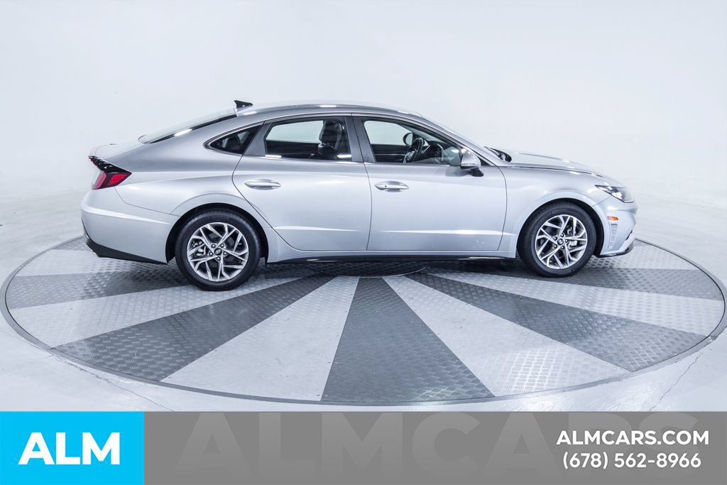 Used 2020 Hyundai Sonata SEL w/ Cargo Package FWD image 11