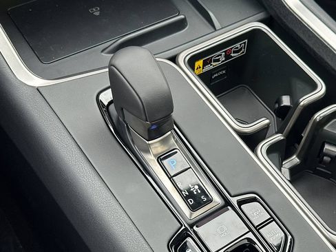 New 2026 Lexus TX 550h AWD Plug-In Hybrid image 22