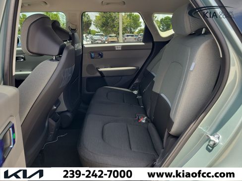 New 2027 Kia Seltos S FWD image 11