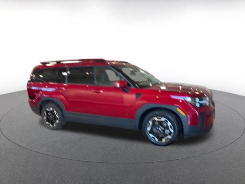 Used 2025 Hyundai Santa Fe SEL image 2