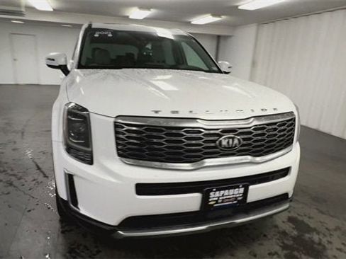 Used 2021 Kia Telluride EX image 3