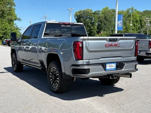 Used 2024 GMC Sierra 2500 Denali w/ Denali Reserve Package AWD/4WD image 3