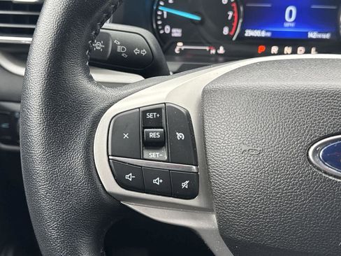 Used 2023 Ford Explorer XLT w/ Equipment Group 202A image 16