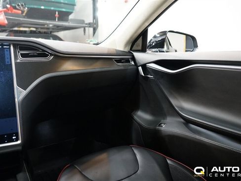 Used 2013 Tesla Model S Performance RWD image 18