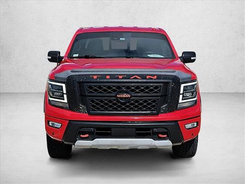 Used 2021 Nissan Titan PRO-4X w/ Pro-4x Convenience Package AWD/4WD image 2
