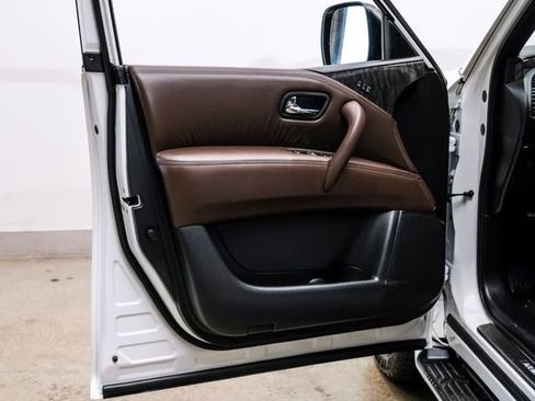 Used 2022 Nissan Armada Platinum w/ Captain's Chairs Package image 70