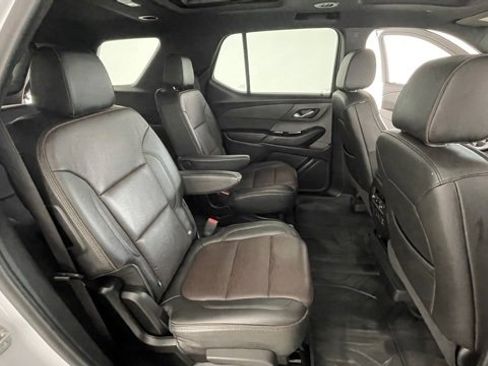 Used 2024 Chevrolet Traverse High Country image 49