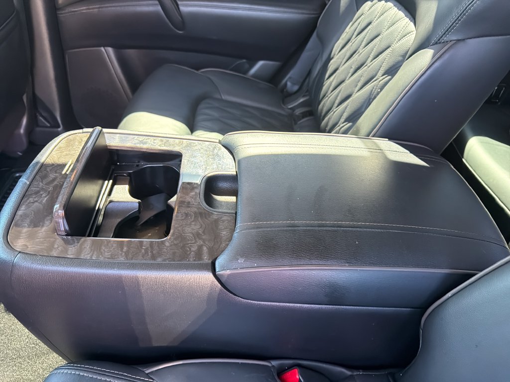 Used 2023 Nissan Armada Platinum w/ Captain's Chairs Package RWD image 35