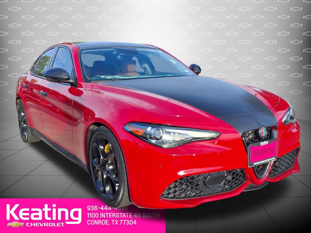Used 2019 Alfa Romeo Giulia Ti Sport w/ Quick Order Package 22U Sport RWD image 3