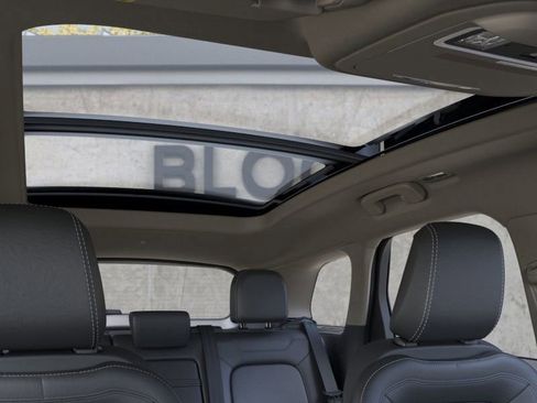 New 2025 Lincoln Corsair Grand Touring w/ Equipment Group 302A image 22