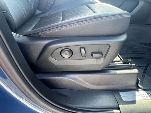 Used 2025 Chevrolet Silverado 2500 High Country w/ High Country Premium Package image 34