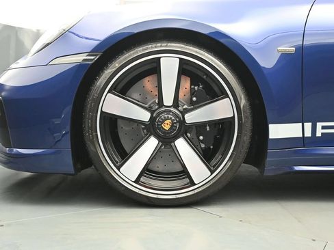 Used 2023 Porsche 911 Sport Classic RWD image 8