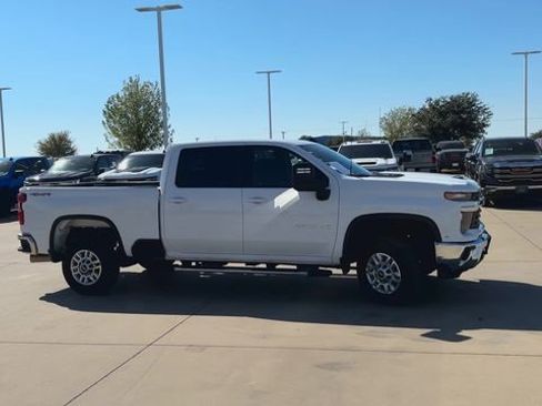 Certified 2024 Chevrolet Silverado 2500 LT image 2