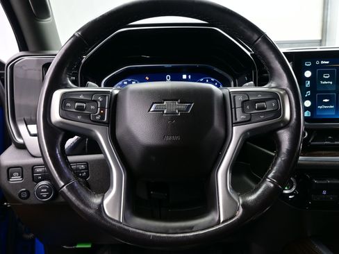 Used 2022 Chevrolet Silverado 1500 RST image 23