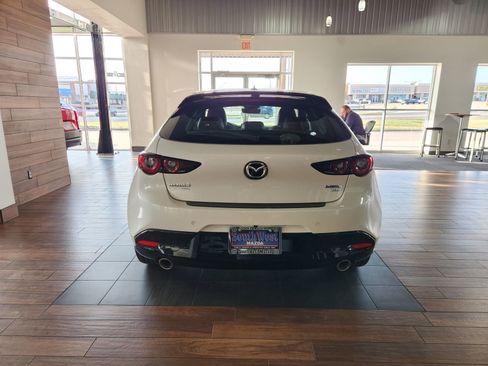 New 2026 MAZDA MAZDA3 Hatchback w/Premium Plus Pkg AWD/4WD image 7