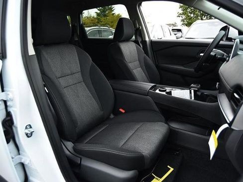 New 2026 Nissan Rogue SV image 20