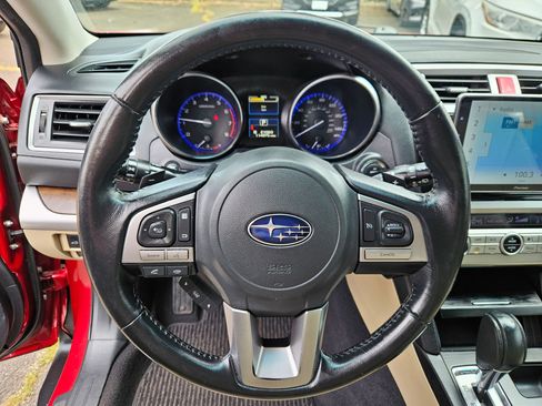Used 2016 Subaru Outback 2.5i Limited AWD/4WD image 14