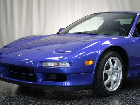 Used 2000 Acura NSX T image 11