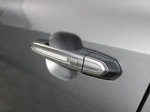 Used 2024 Cadillac XT4 Premium Luxury image 46