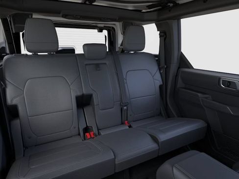 New 2026 Ford Bronco Outer Banks w/ Sasquatch Package AWD/4WD image 13