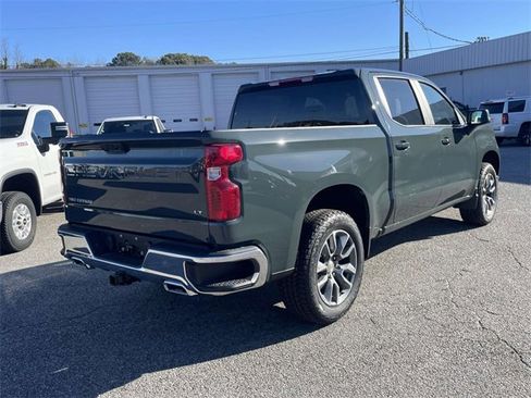 New 2026 Chevrolet Silverado 1500 LT image 3