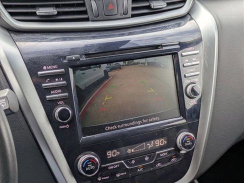 Used 2023 Nissan Murano SV image 11