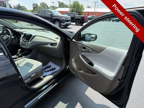 Used 2022 Chevrolet Malibu LS w/ Driver Confidence Package II FWD image 40