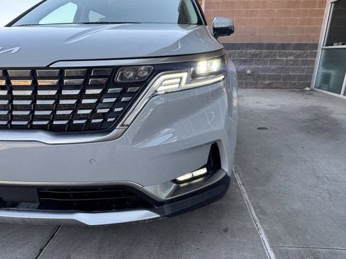 Used 2023 Kia Carnival SX Prestige w/ Paint Protection Package image 11