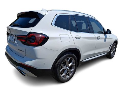 Used 2024 BMW X3 xDrive30i w/ Premium Package w/ZPA AWD/4WD image 6