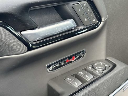New 2026 GMC Sierra 1500 AT4X AWD/4WD image 15