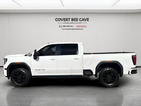 Used 2024 GMC Sierra 2500 AT4 w/ AT4 Premium Plus Package image 5