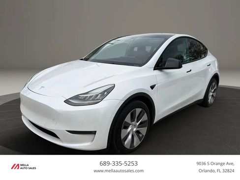 Used 2021 Tesla Model Y Long Range image 1