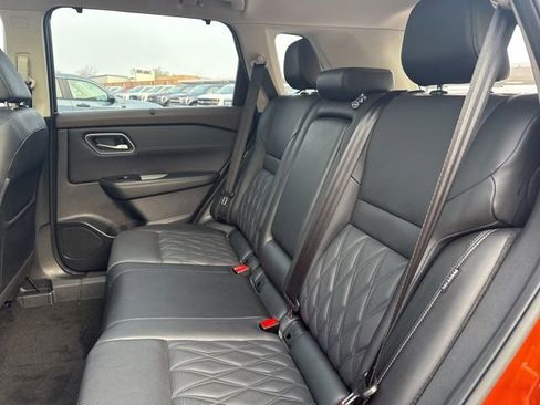 Used 2021 Nissan Rogue Platinum image 22