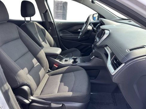 Certified 2024 GMC Terrain SLE FWD image 17