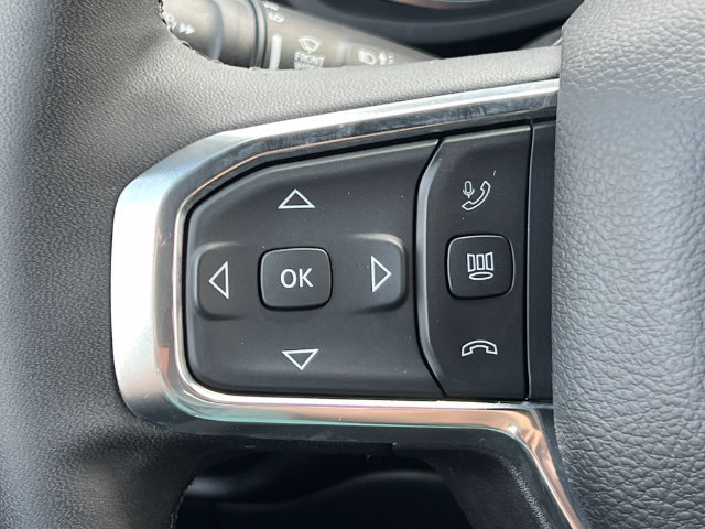 Used 2025 RAM 3500 Laramie AWD/4WD image 26