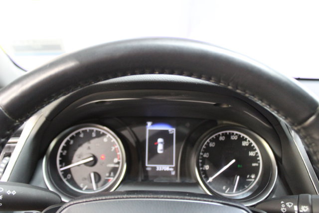 Used 2021 Toyota Camry SE FWD image 17