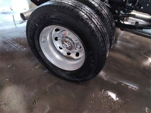 New 2025 RAM 3500 Tradesman w/ Chrome Appearance Group image 15