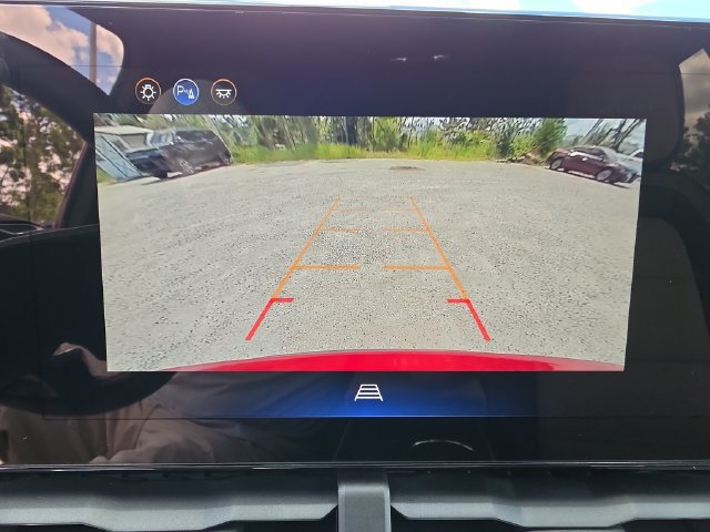 Used 2026 Chevrolet Equinox ACTIV w/ Convenience Package III AWD/4WD image 18
