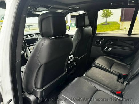 Used 2018 Land Rover Range Rover HSE AWD/4WD image 17