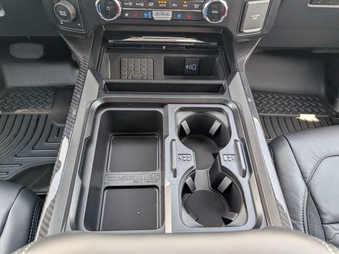 New 2026 Ford F250 Lariat w/ Black Appearance Package AWD/4WD image 25