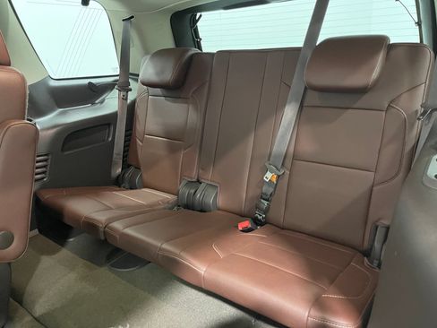 Used 2015 Chevrolet Tahoe LTZ AWD/4WD image 32