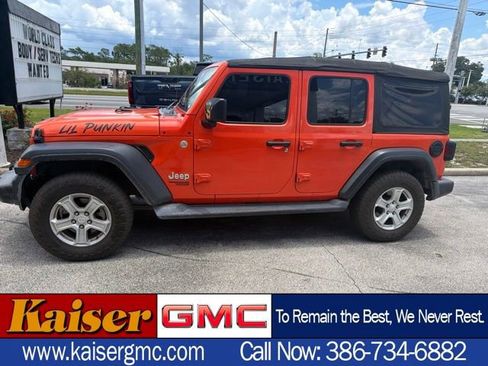 Used 2018 Jeep Wrangler Unlimited Sport S AWD/4WD image 1