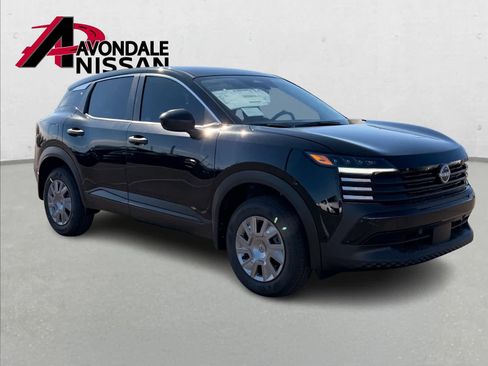 New 2026 Nissan Kicks S image 6