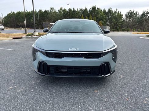 New 2025 Kia K4 GT-Line image 8