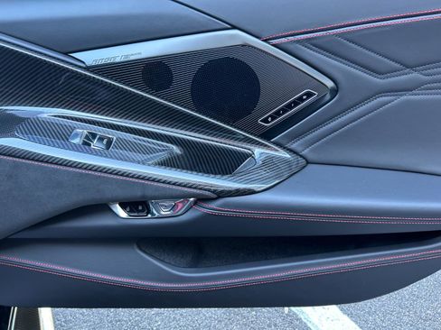 Used 2025 Chevrolet Corvette Z06 image 25